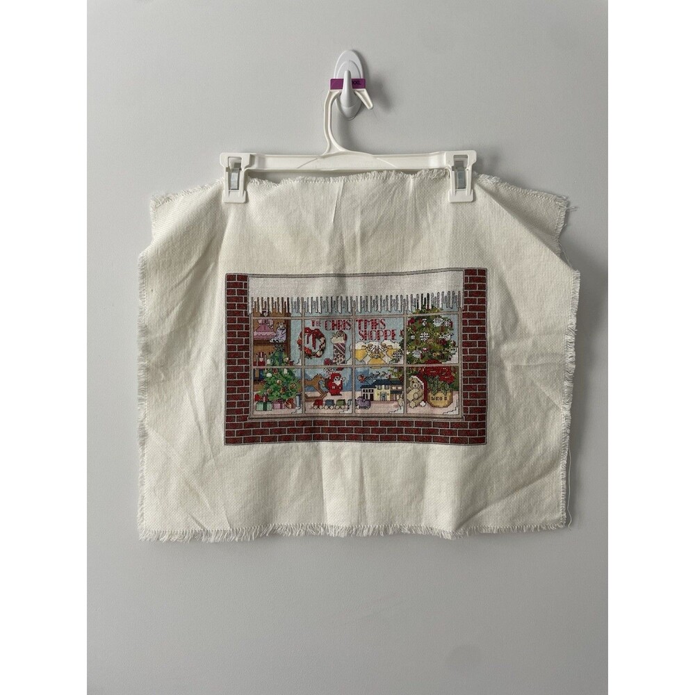 The Christmas Shoppe ©1986 Graphworks, LTD. Plastic Canvas Needlepoint Complete